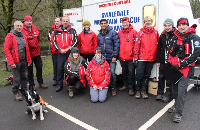 Rishi Sunak with the Swaledale Mountain Rescue Team