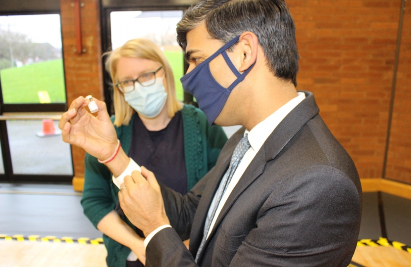 Rishi Sunak at the Northallerton Forum vaccination centre